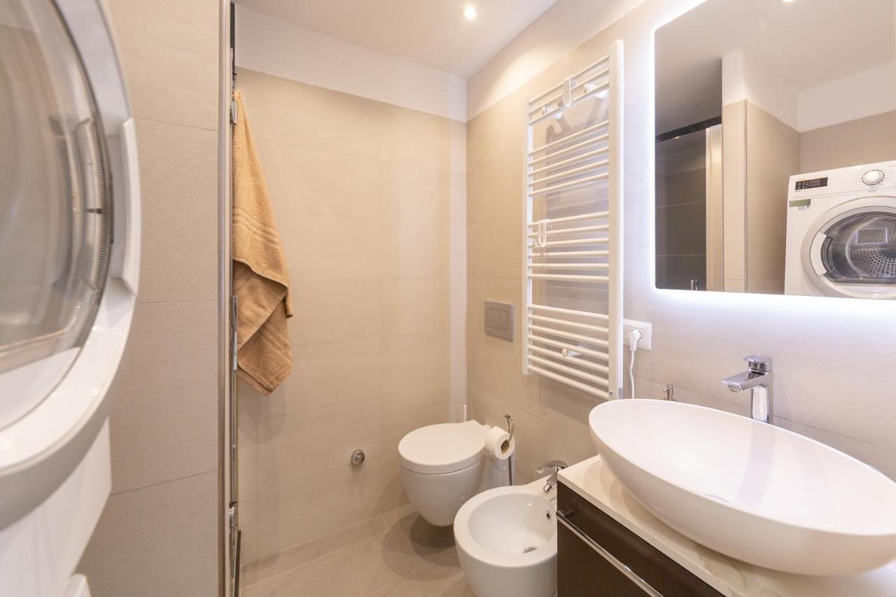 Marghera Suite Duomo 10Min, Fast Wifi & Metro Milan Luaran gambar